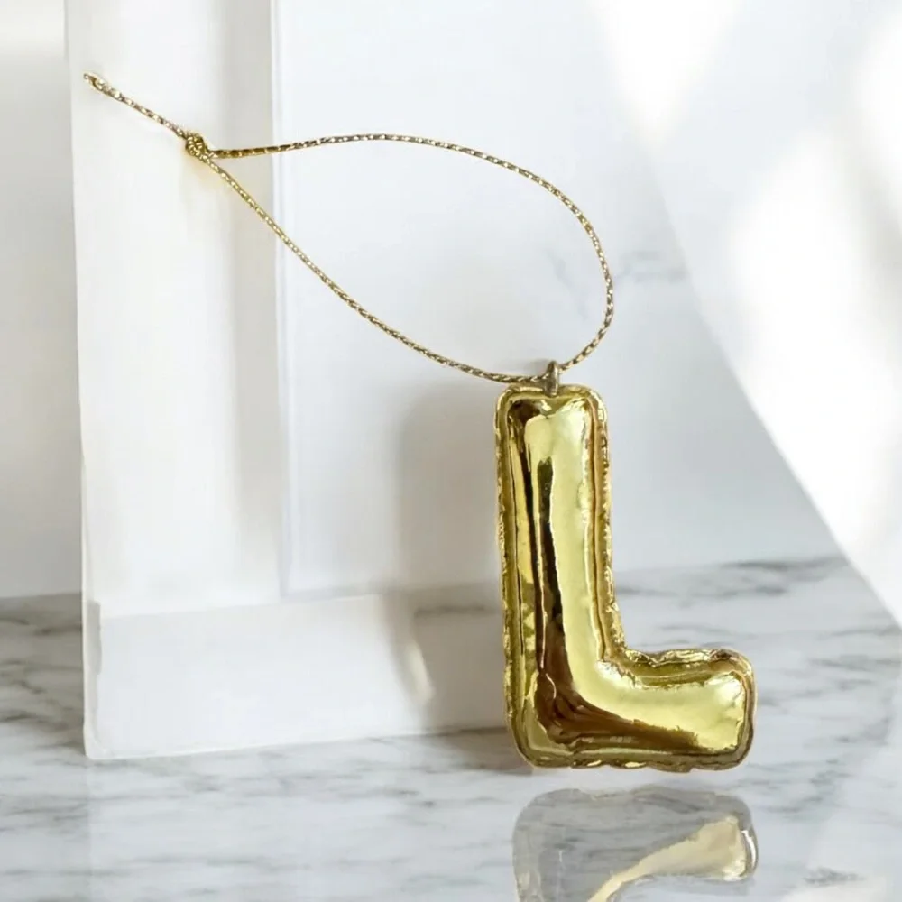 Balloon Letter Ornaments L, M, E - Picture 3 of 4